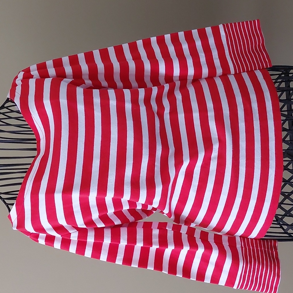 JONES NEW YORK Signature top, size L
